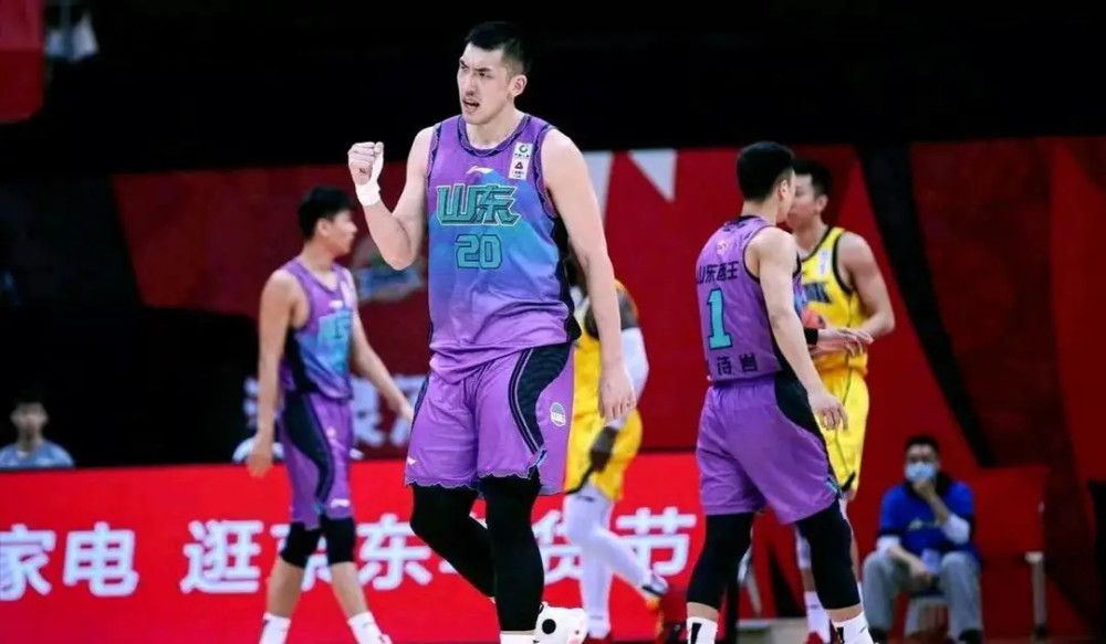 在发表演讲时，弗洛伦蒂诺表示：“今天，我们恢复了这项传统活动。
